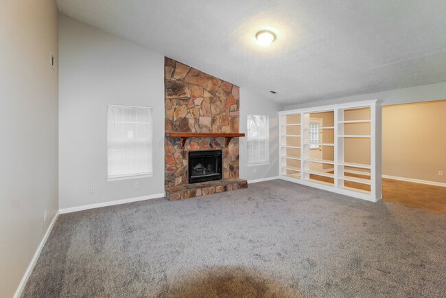 Foto del edificio - 5913 Clate Ct