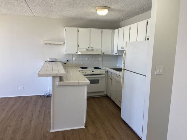 Foto del edificio - 1 bedroom in Chateau Waikiki