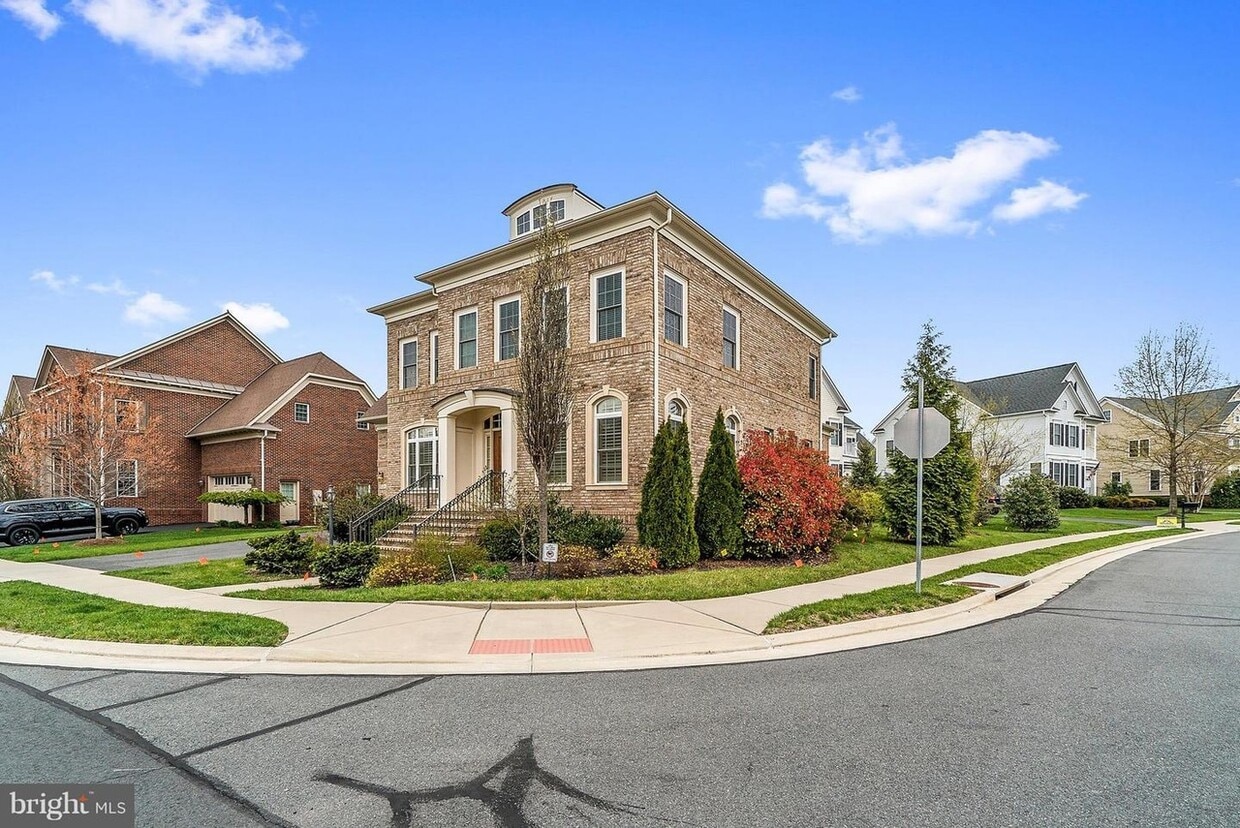 23020 Olympia Dr, Ashburn, VA 20148 House Rental in Ashburn, VA