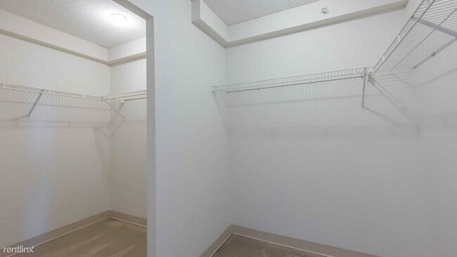Building Photo - 2 br, 2 bath Apartment - 9 Ridgeway Ln 1107
