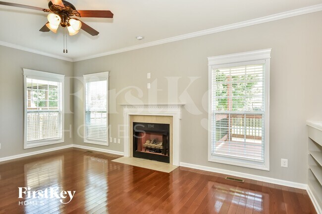 Foto del edificio - 3707 Windmill Court