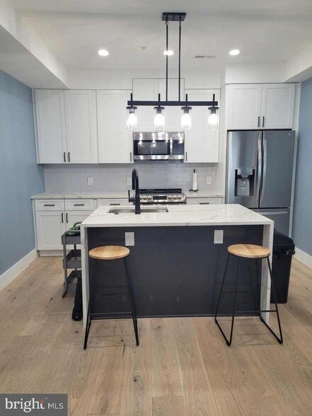Foto del edificio - 927 Kennedy St NW