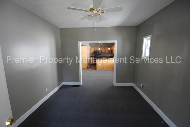 Foto del edificio - 2 bedroom close to UofL Campus