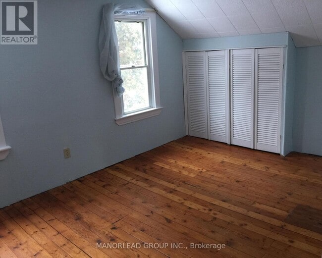 Building Photo - 838 Trivetts Rd