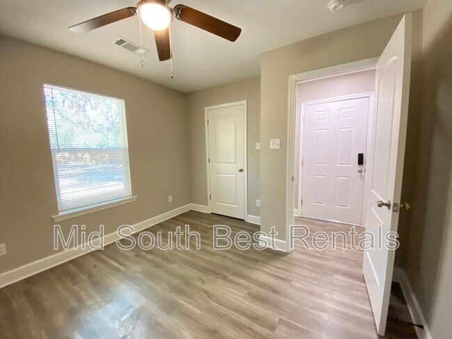 Foto del edificio - 4508 W 24th St