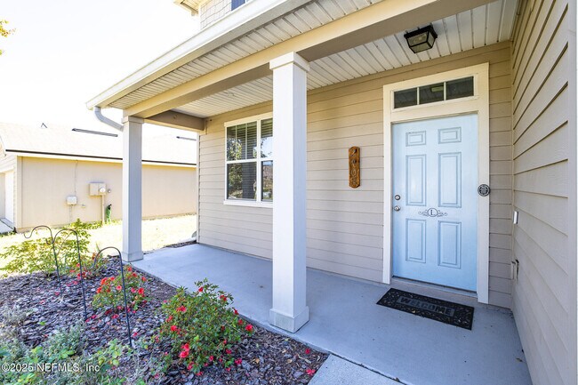 Foto del edificio - 2408 Bonnie Lakes Dr