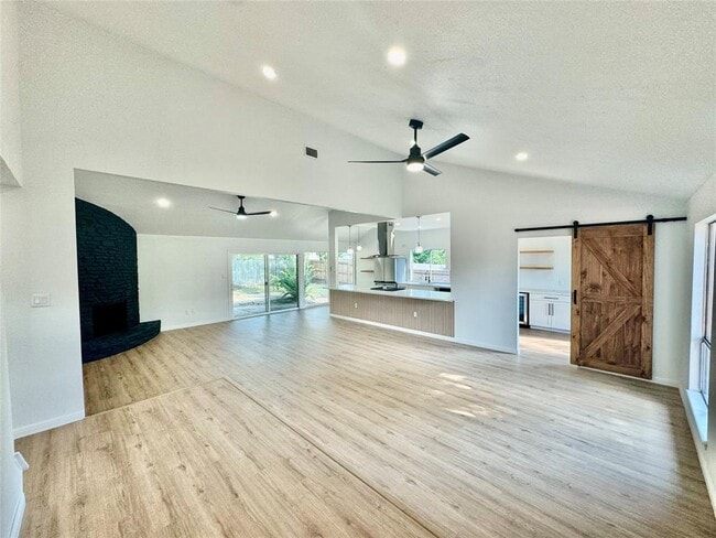 Foto del edificio - 9506 Stonebridge Dr