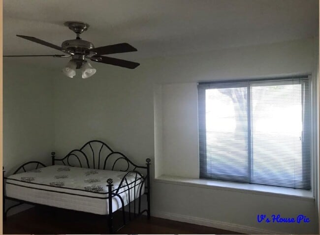Foto del edificio - 928 Jefferson St