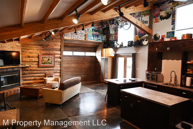 Foto del edificio - 1 br, 1.5 bath House - 2301 NW Alan Ave