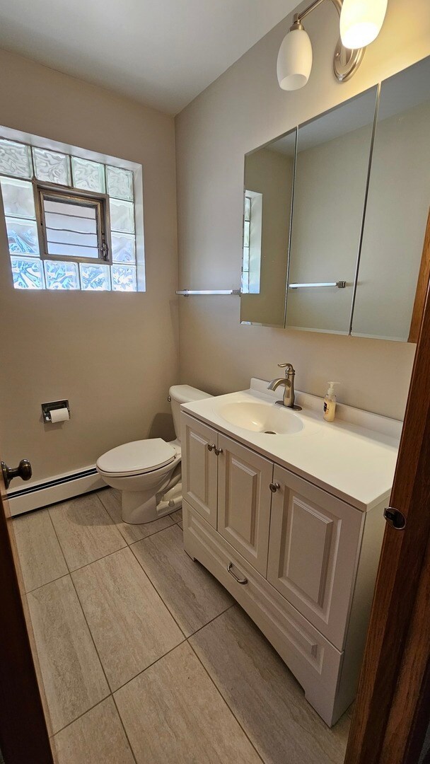 Foto del edificio - 6237 W 63rd St