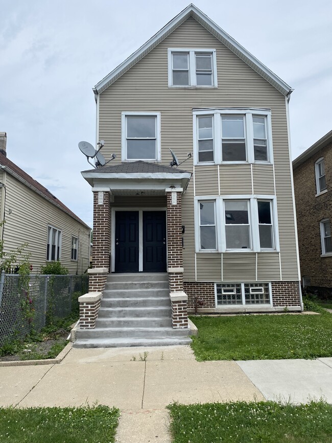 Building Photo - 4251 S Francisco Ave