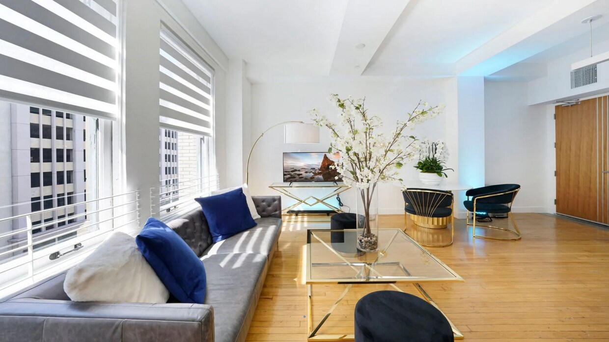 Foto principal - 127 4th St