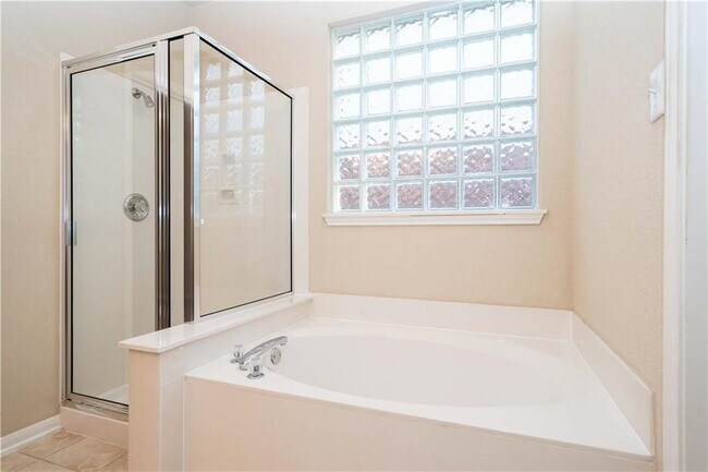 Foto del edificio - 2700 Granite Creek Dr