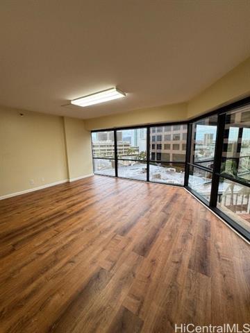 Foto del edificio - 1088 Bishop St
