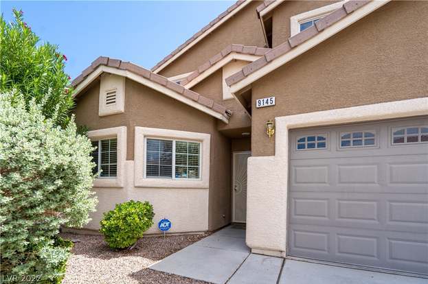 Foto del edificio - 9145 Sunken Meadow Ave