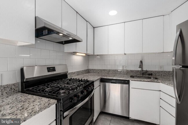 Foto del edificio - 1722 Willard St NW