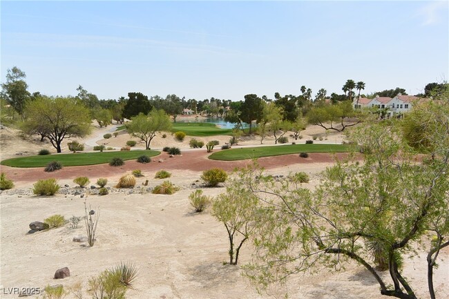 Building Photo - 7645 Rolling View Dr