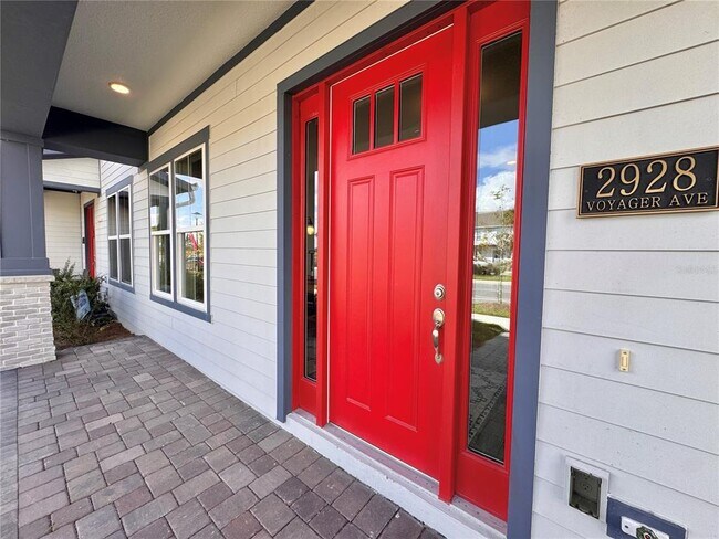 Foto del edificio - 2928 Voyager Ave