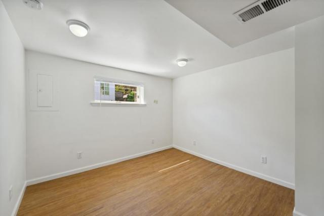 Foto del edificio - 2 bedroom in Seattle WA 98105
