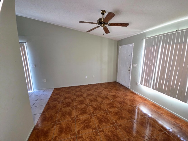 Building Photo - 7235 Sky Ct