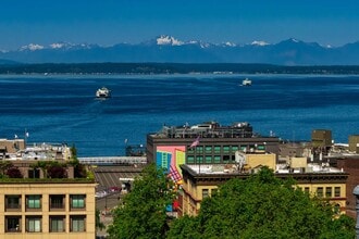 Building Photo - Quintessa Apartments