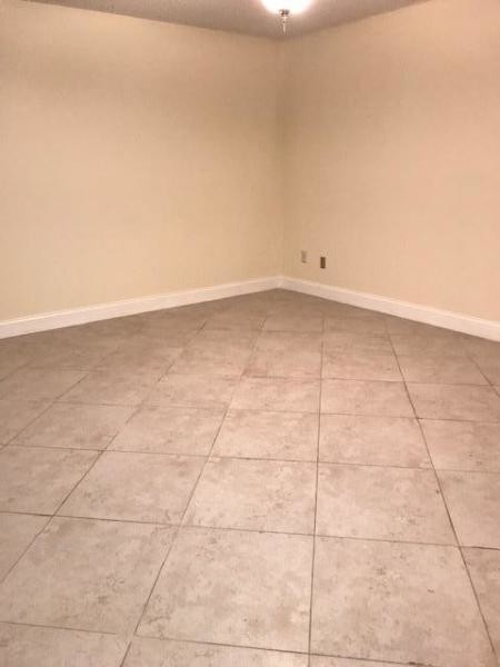 Foto del edificio - 2/2 Condo in Trails at Royal Palm Beach