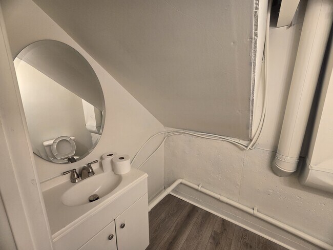 Foto del edificio - 8317 E 91 St