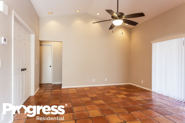 Building Photo - 6 Capitol Ct