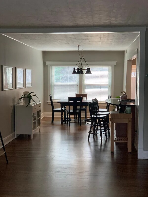 Foto del edificio - 4508 J C Nichols Pkwy