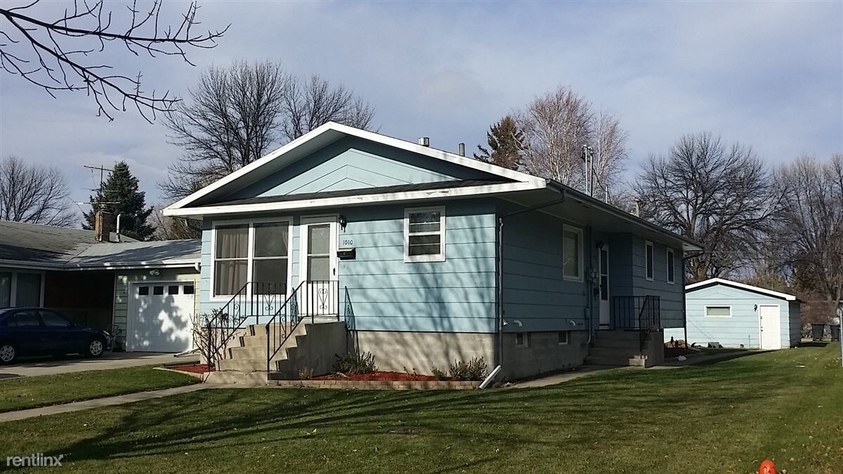Primary Photo - 1010 Park Dr