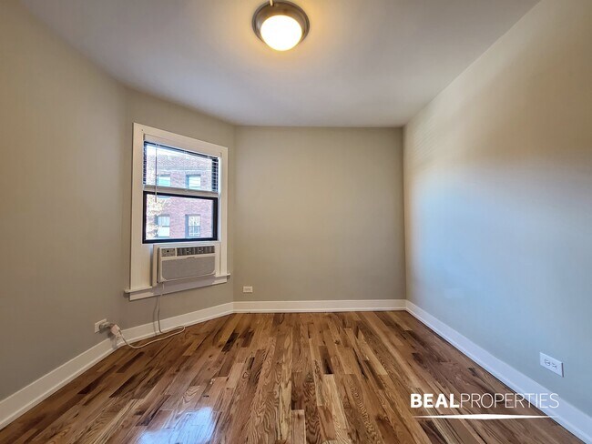 Foto del edificio - 2908 N Mildred Ave