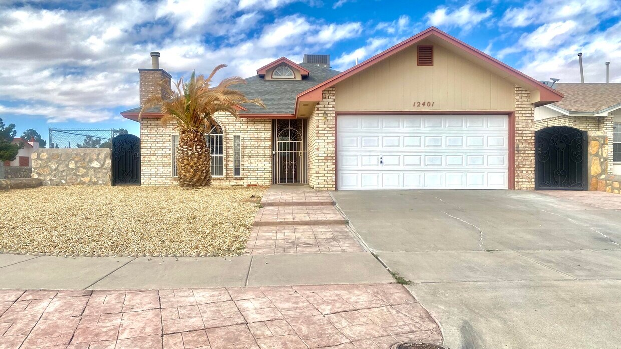 12401 Kari Anne Dr, El Paso, TX 79928 House Rental in El Paso, TX
