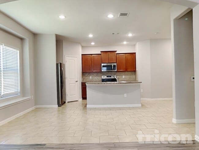 Building Photo - 5907 Cielo Ranch