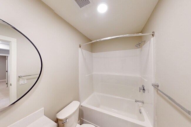 Photo du bâtiment - The Compass Residences