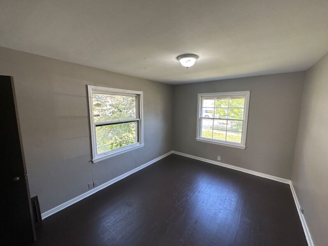 Primary Photo - 3 Bedroom Single Family