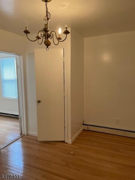 Foto del edificio - 1112 Monmouth Ave