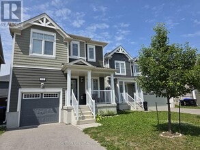 Building Photo - 33 Sandhill Crane Dr