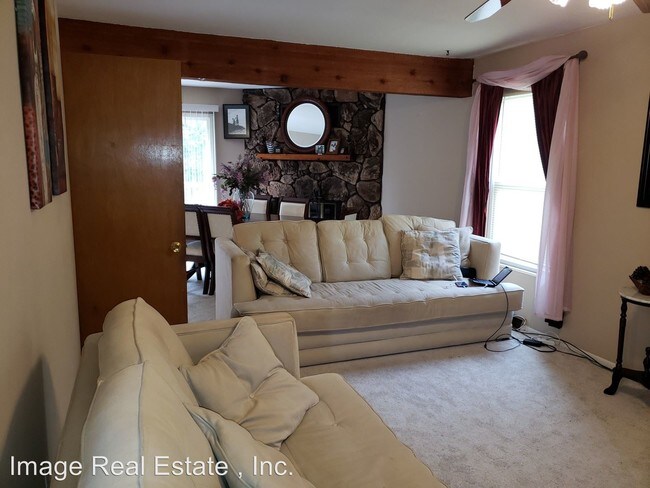 Foto del edificio - 3 br, 2 bath House - 3438 Victorian Dr.