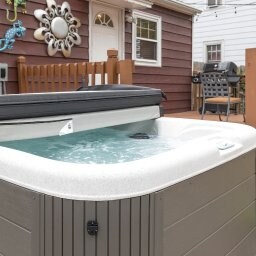 Primary Photo - 319 S Porter St