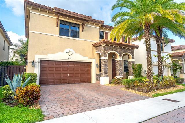 9942 NW 86th Ter