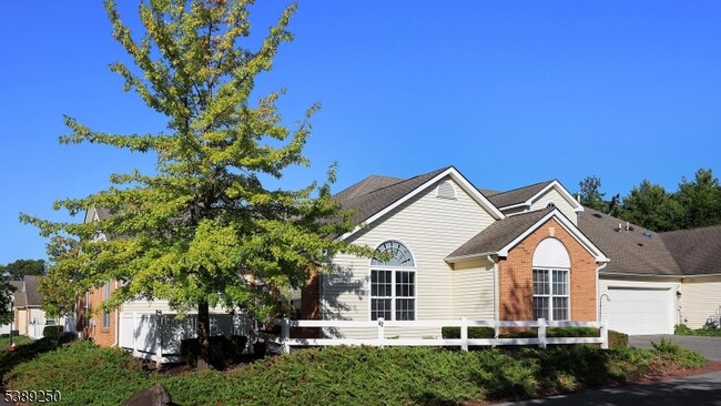 Foto del edificio - 42 Chandler Ct
