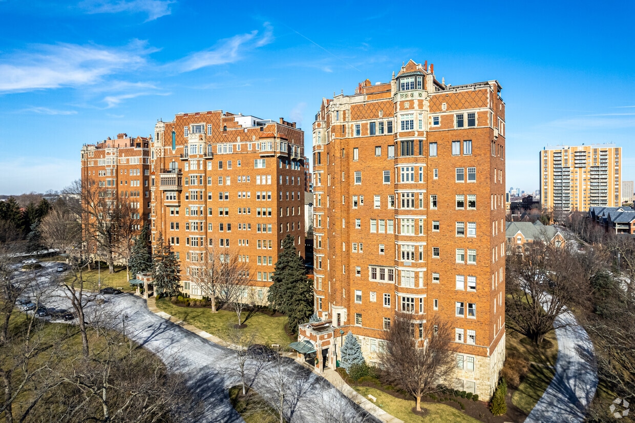 The Walnuts Apartments in Kansas City, MO