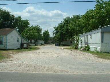 Primary Photo - 2406 Horn Rd