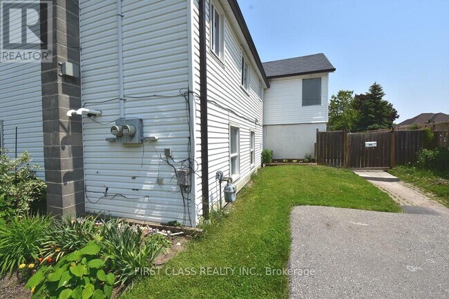 Building Photo - 75 Bradshaw St