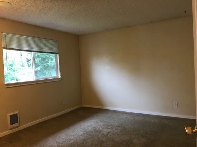 Building Photo - 2 br, 1 bath Apartment - 9719 Danwood Lane #4