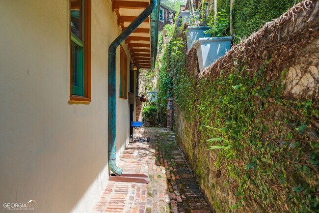 Foto del edificio - 37 S Prado NE