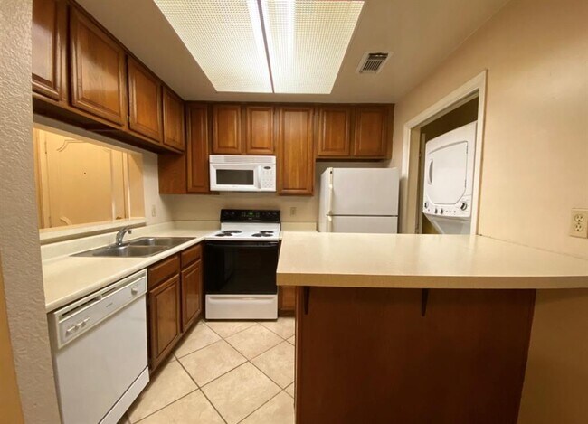 Foto del edificio - 806 W 24th St