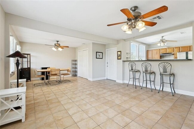 Foto del edificio - 5705 Prytania St