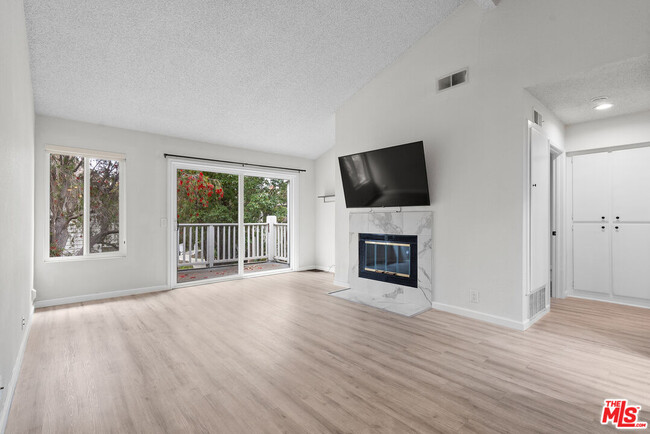 Foto del edificio - 22226 S Vermont Ave
