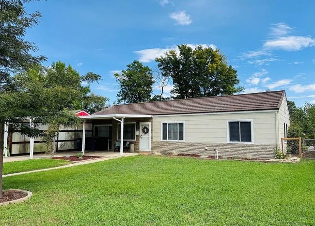 Photo - 3040 S Forest St House